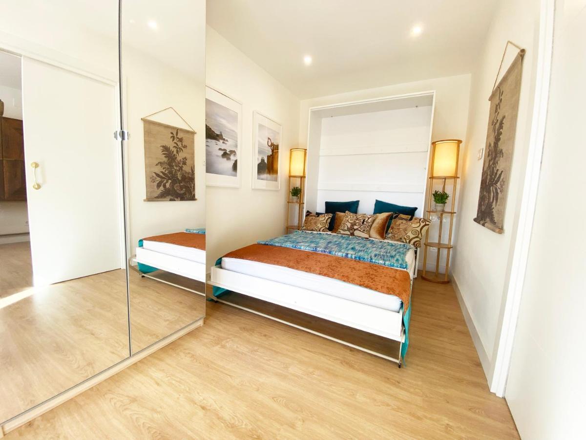 Miramar Luxurious Flat, 3 Double Rooms, Free Parking, Terrace, Completely New サン・セバスティアン エクステリア 写真
